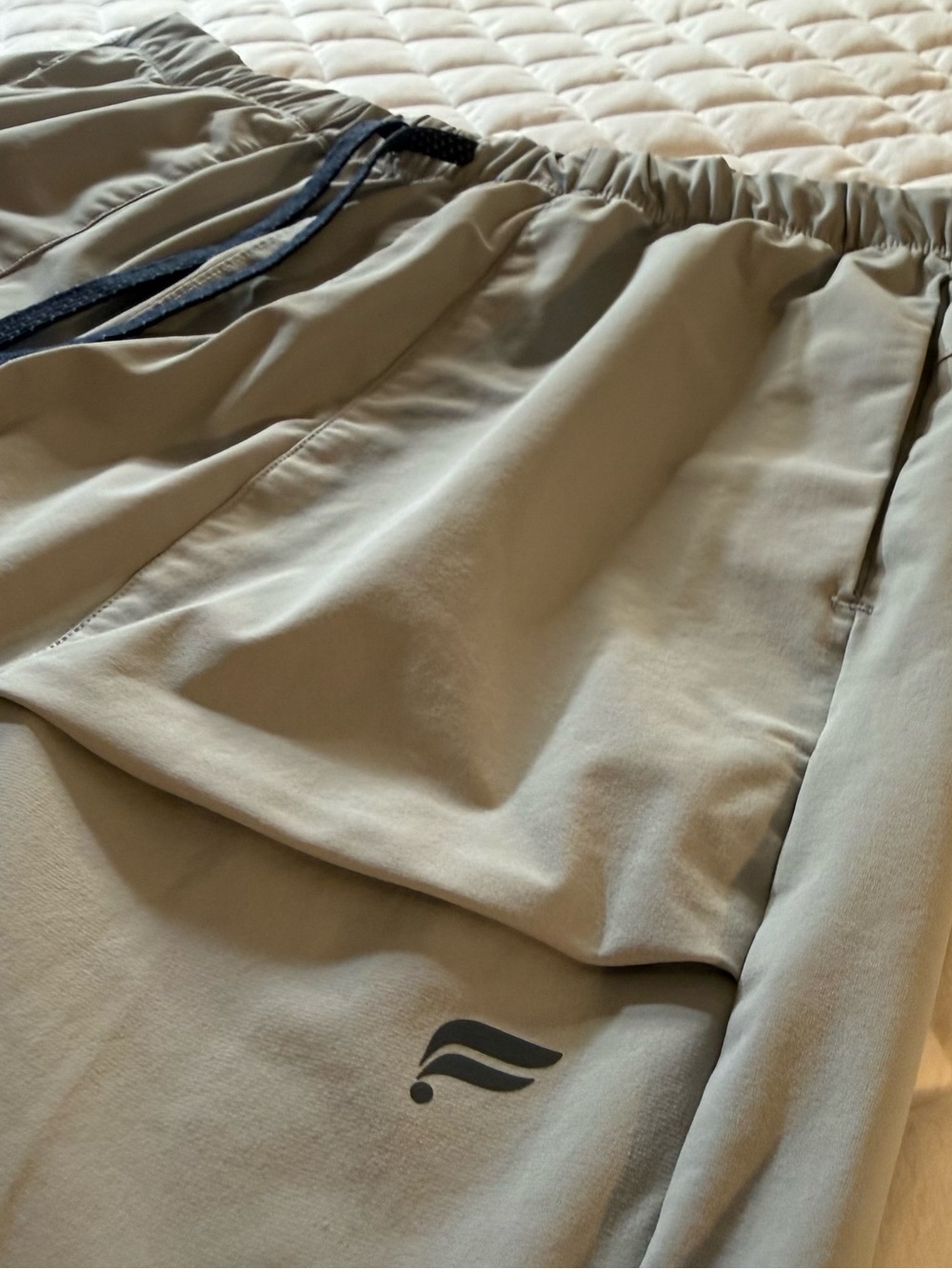 Fabletics Men's The One Jogger Pants Gray Size XS Short 27" Athletic Gym